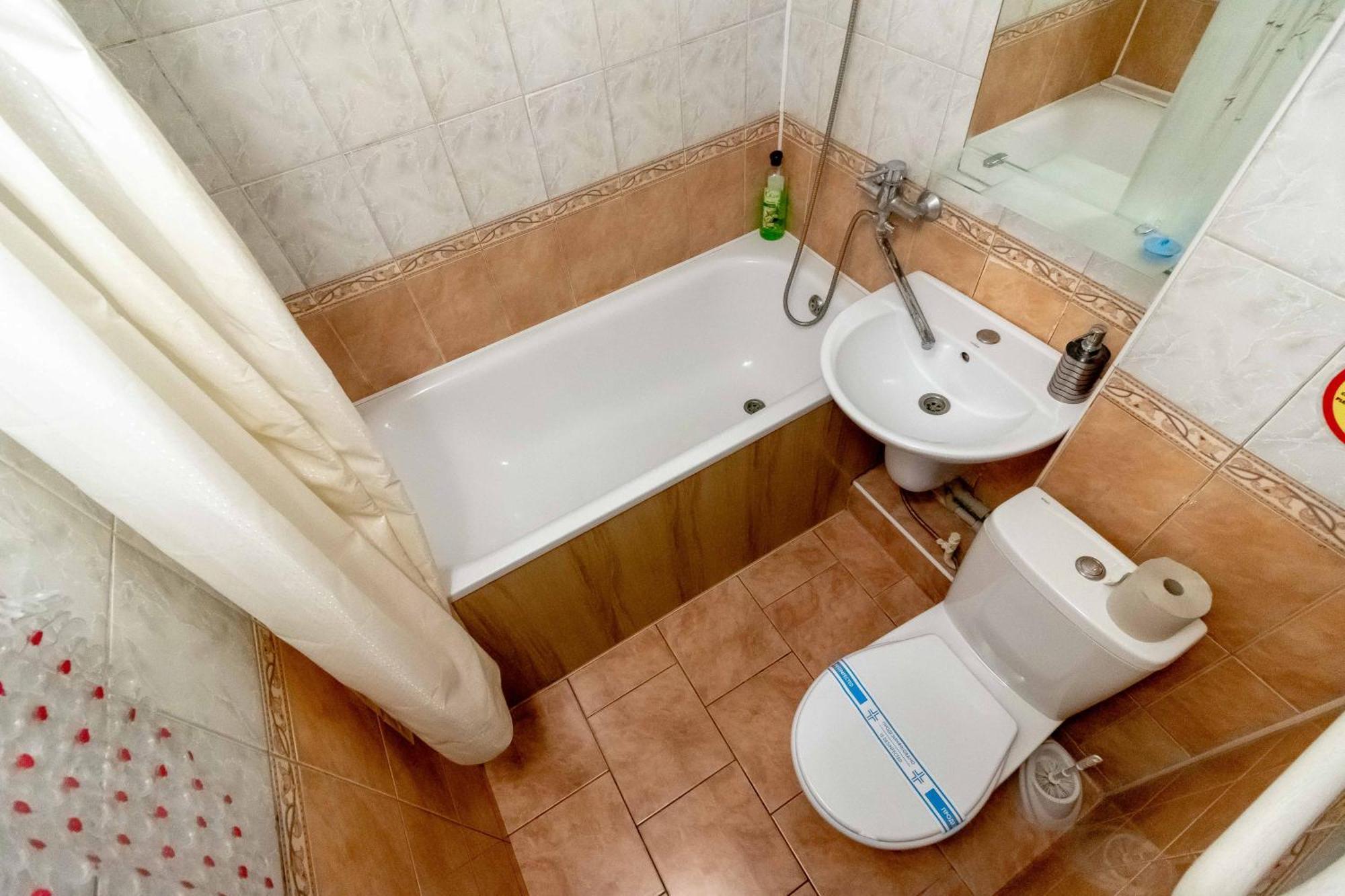 Kvartirkoff Na Volodymyra Ivasiuka 19A Kiev Ngoại thất bức ảnh